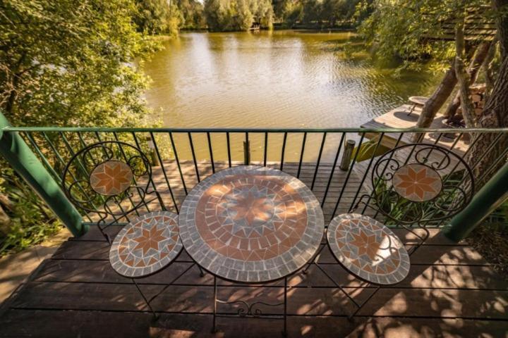 Silver Dollar Hotel Watton Екстериор снимка